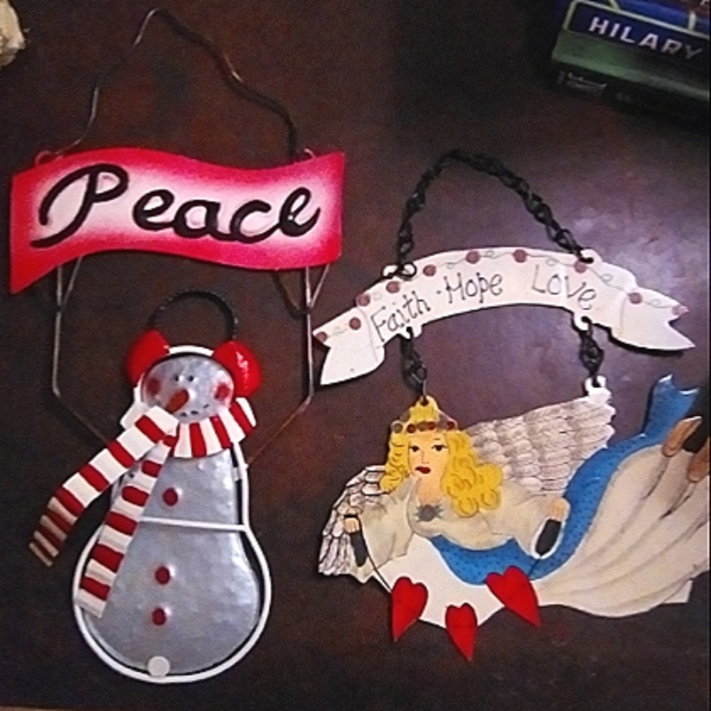 Metal Christmas Hanging Duo